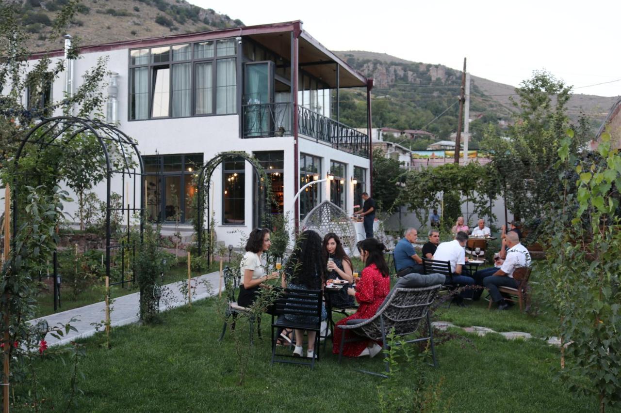 Redroof Country House Hotel Goris Exterior foto